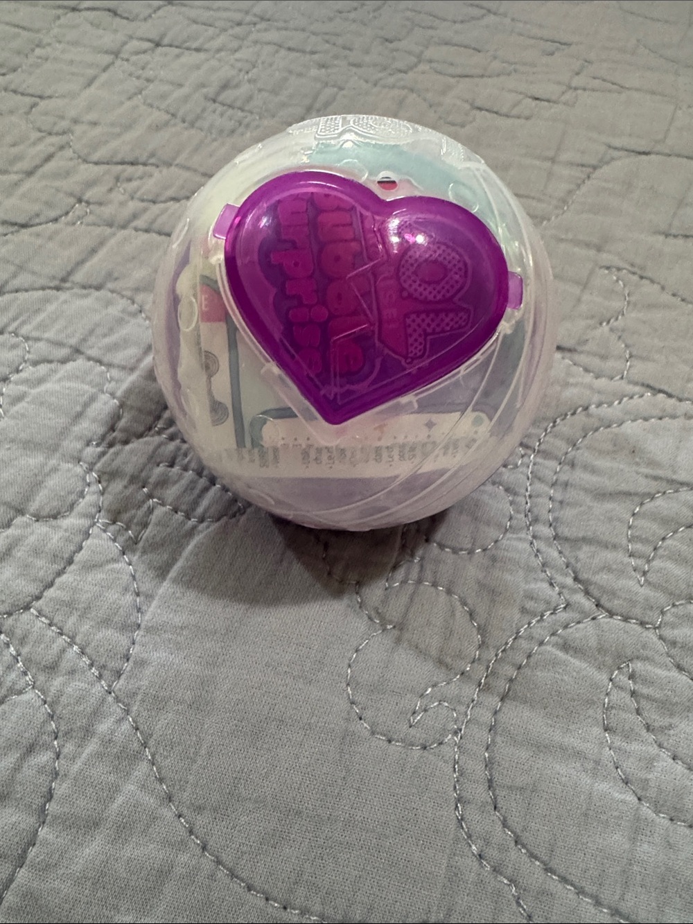 L.O.L. Surprise! Purple Heart Capsule Collectible